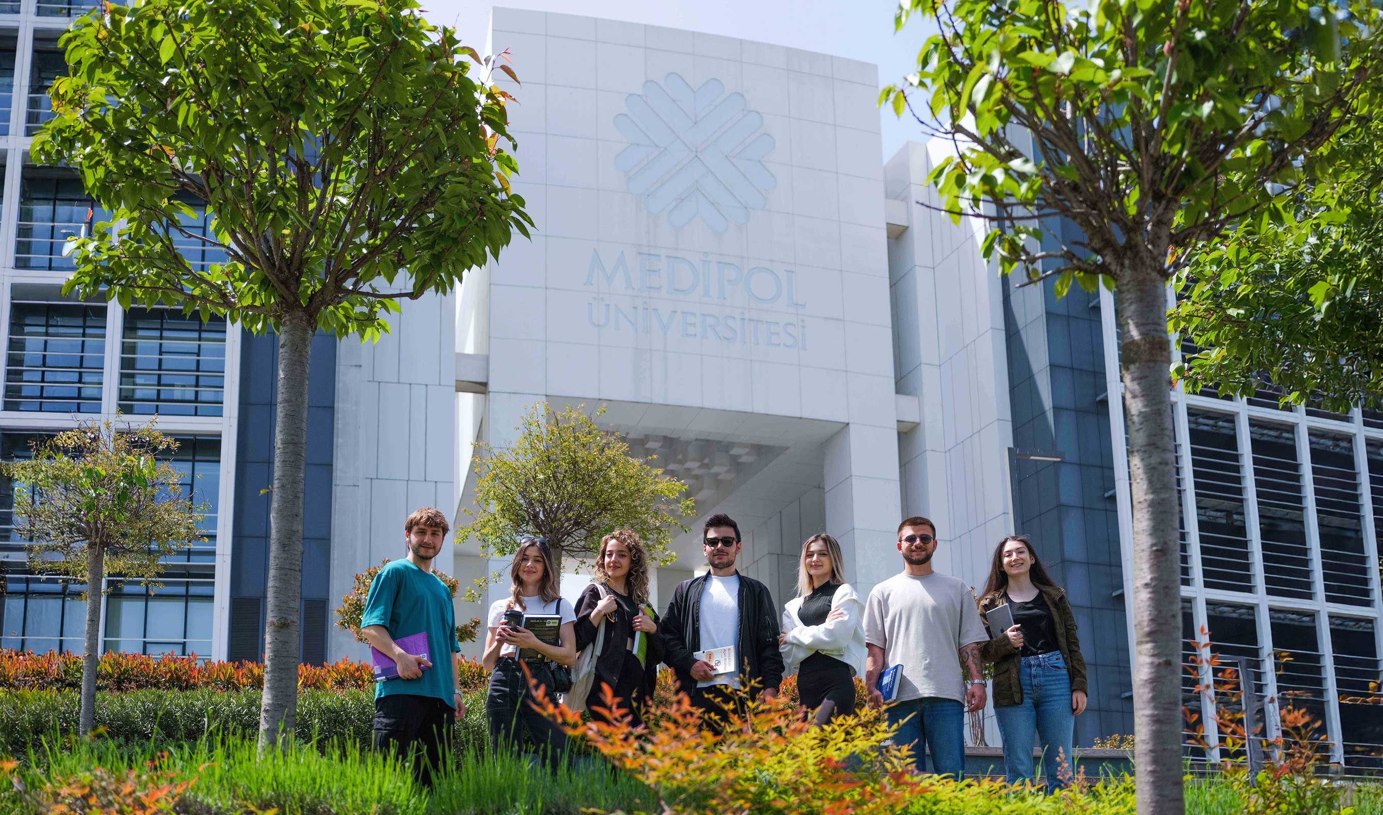 Medipol_uluslararasi_ogrenciler